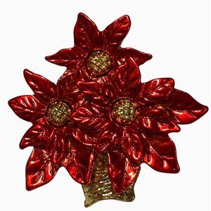 Red Poinsettia Flower Brooch Pin Gold-Tone Metal Festive Holiday Jewelry